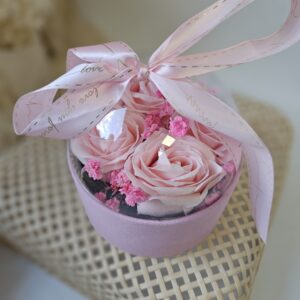 Flower Box Kopułka Kwiaty mydlane pudrowe