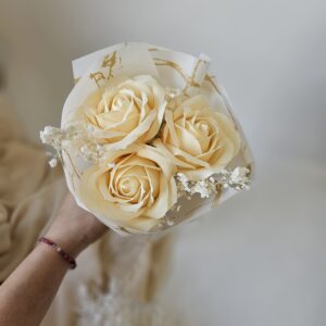 Bukiet róże mydlane Kość słoniowa