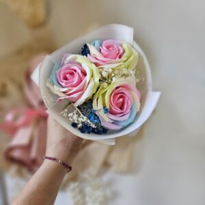 Bukiet róże mydlane Tęczowe