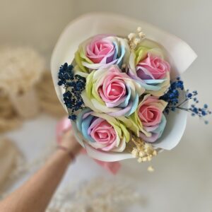 Bukiet M róże mydlane Tęczowe