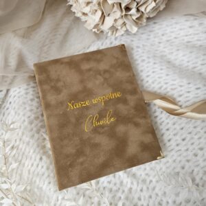 Album od ręki welurowy 200 zdjęć Kieszeniowy kawowy Nasze Wspólne Chwile