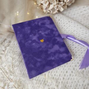 Album od ręki fioletowy welurowy 300 zdjęć Serduszko złote Kieszeniowy