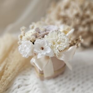 Flower Box Serce od Ręki kwiaty mydlane Beżowe boho mix 12 cm