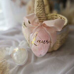 Personalizowane akrylowe jajko wielkanocne z imieniem – wyjątkowa ozdoba i pamiątka